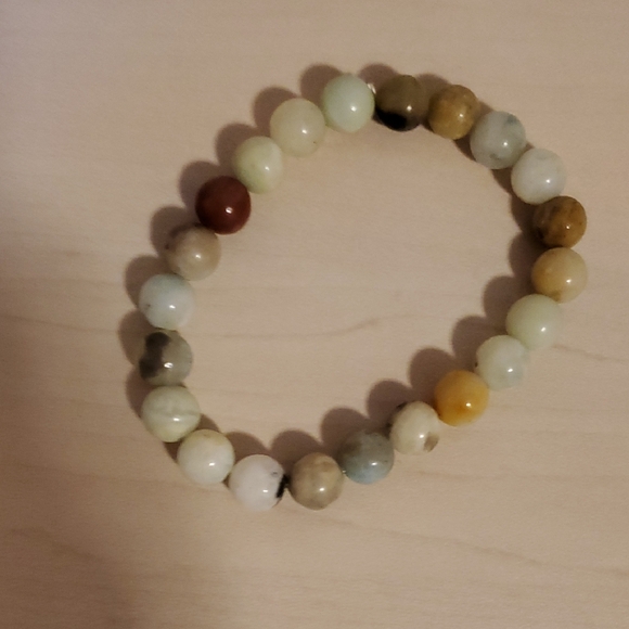 Unknown Jewelry - Stretchy Bracelet of Semiprecious Stones in a Variety of Natural Colors